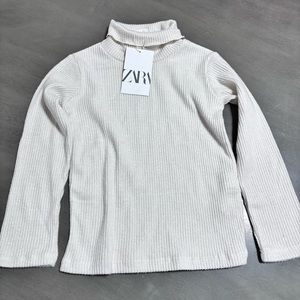 Zara girls kids turtle neck shirt